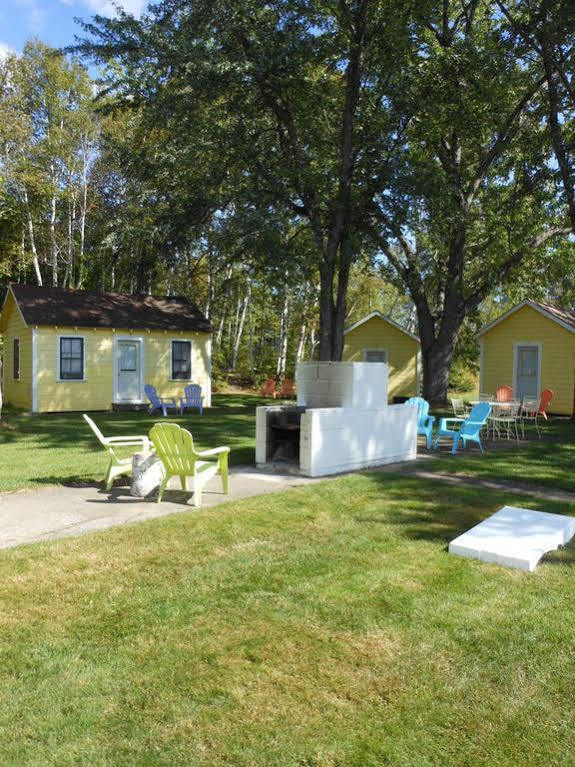 Hotel Katahdin Cabins Millinocket Exteriér fotografie